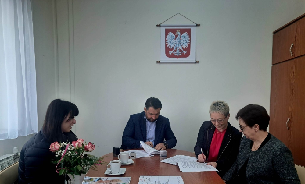 Podpisano umowę na modernizację budynku Szkoły Podstawowej w Tarnowcu